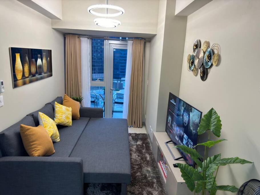 Executive Gem Beside Malls And Bars At Uptown Bgc Leilighet Manila Eksteriør bilde